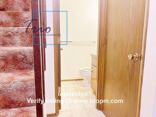 Building Photo - 180 S 35th St