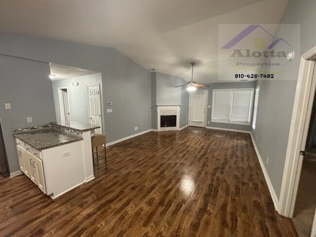 Foto del edificio - 505 Meadowland Ct
