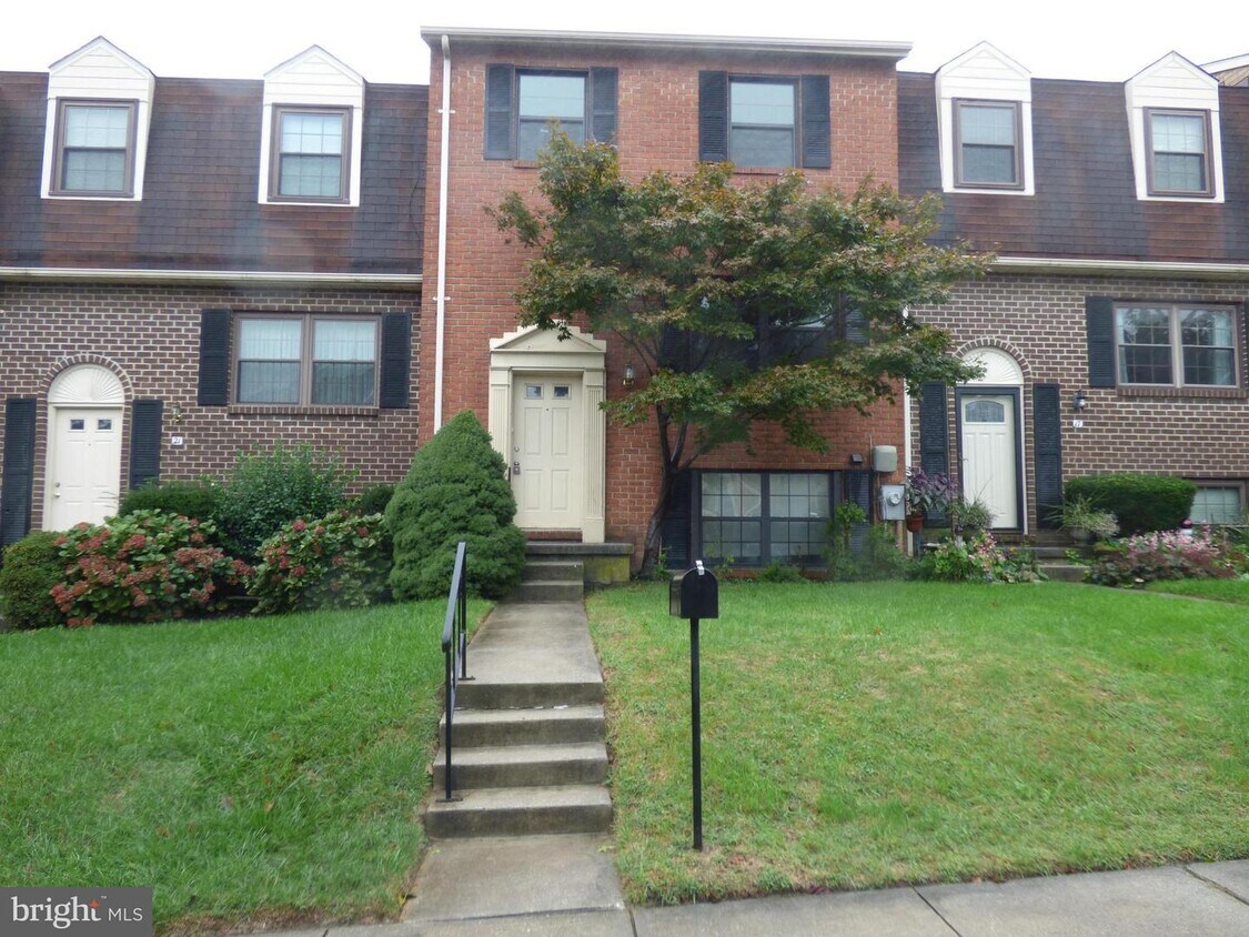 19 Casey Ct, Catonsville, MD 21228 Townhome Rentals in Catonsville MD