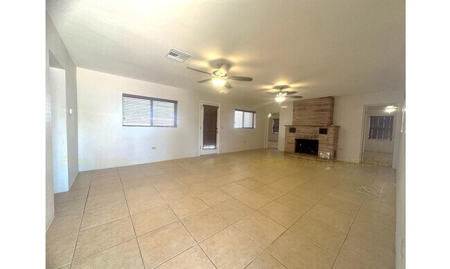 Foto del edificio - 3757 E Seneca St