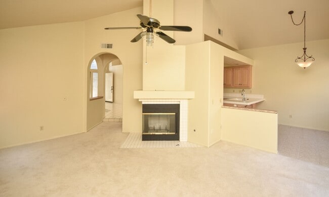 Building Photo - Single Story Spacious Home in Oceanside with a three car garage!