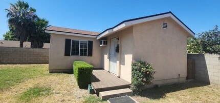 Building Photo - 1608 E Banyan Ct