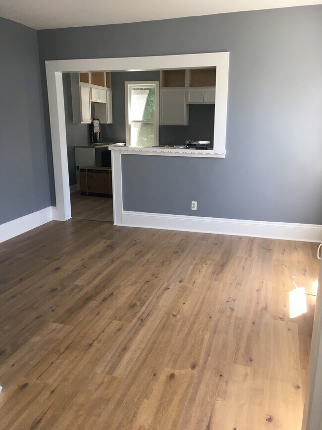 Foto del edificio - 61 Henry Ave