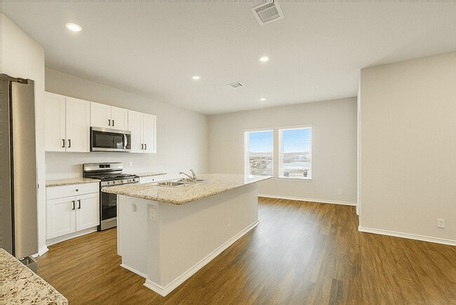 Building Photo - 10514 Egremont