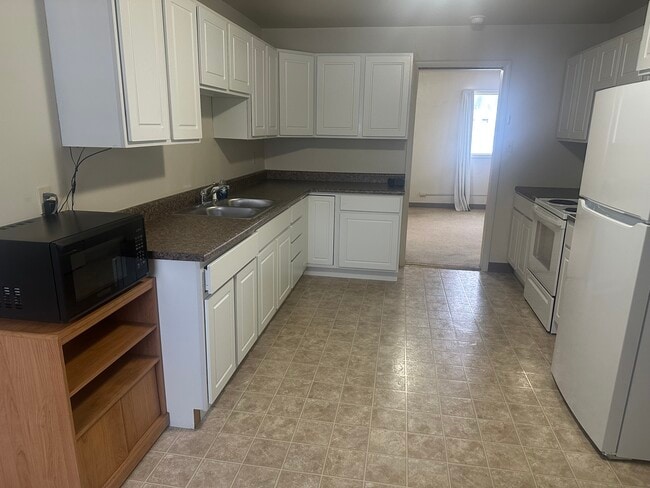 Foto del edificio - 1908 W Main St