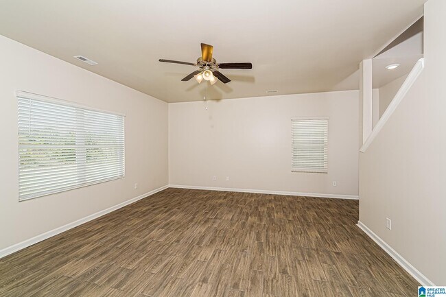 Foto del edificio - 22947 Downing Park Cir