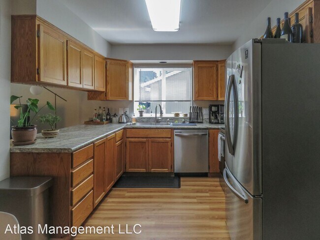 Building Photo - 2 br, 1.5 bath House - 17922 Oatfield Rd
