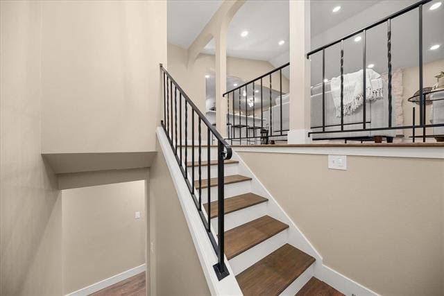 Building Photo - 514 E Eaton Ave