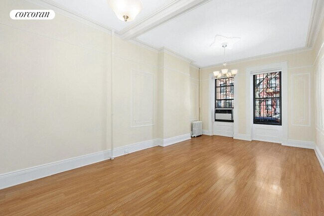 Building Photo - 178 8th St