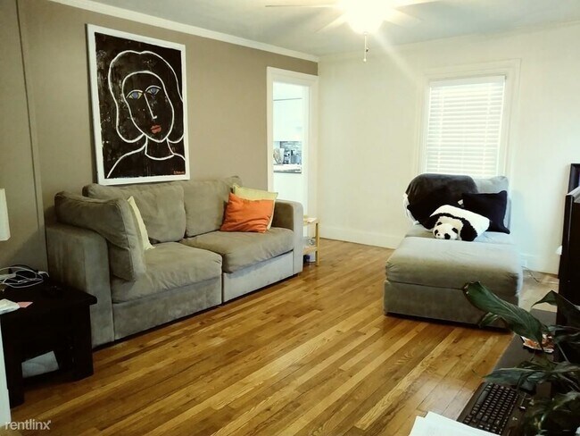 Building Photo - 2 br, 1 bath  - 17 Union St
