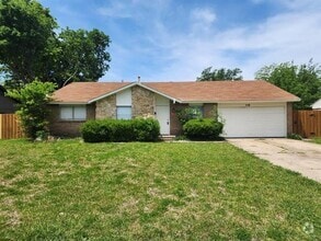 Building Photo - 119 Mariana Dr