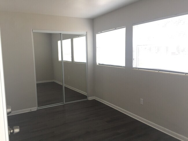 Foto del edificio - 1 bd/1 ba Newly Renovated Downtown Apartme...