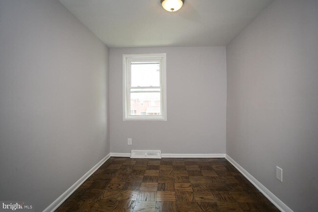 Building Photo - 5810 Moores Run Ct