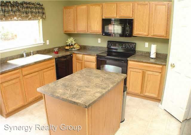 Building Photo - 7815 Creekfront Dr