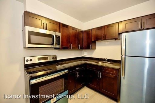 Building Photo - 7700 S South Shore Dr