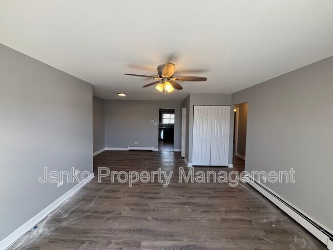 Foto del edificio - 21907 Jeffrey Ave