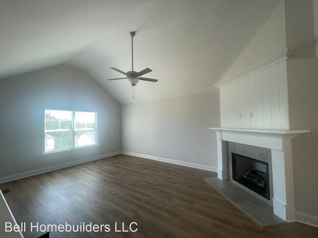 Building Photo - 3 br, 2.5 bath House - 7240 Old Bug Lane