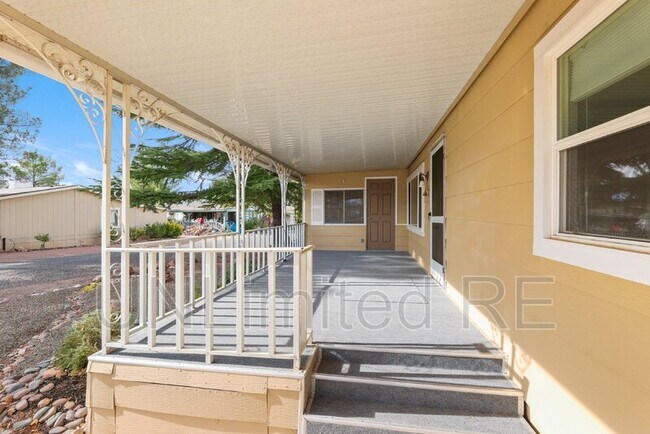 Building Photo - 15 Cochise Way