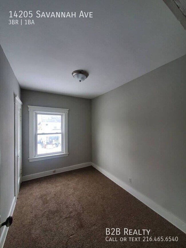 Foto del edificio - 14205 Savannah Ave