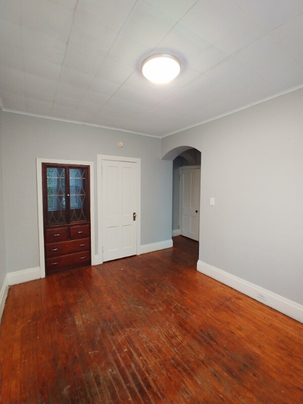 Building Photo - 2418 State St