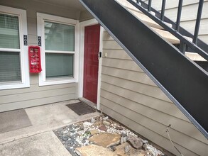 Building Photo - 6900 Skillman St