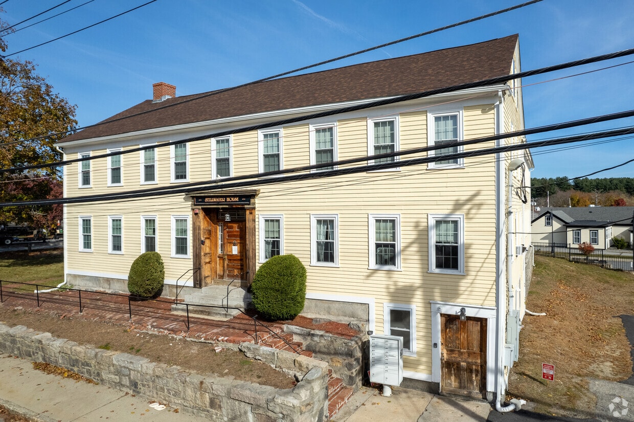 Primary Photo - Stillwater House