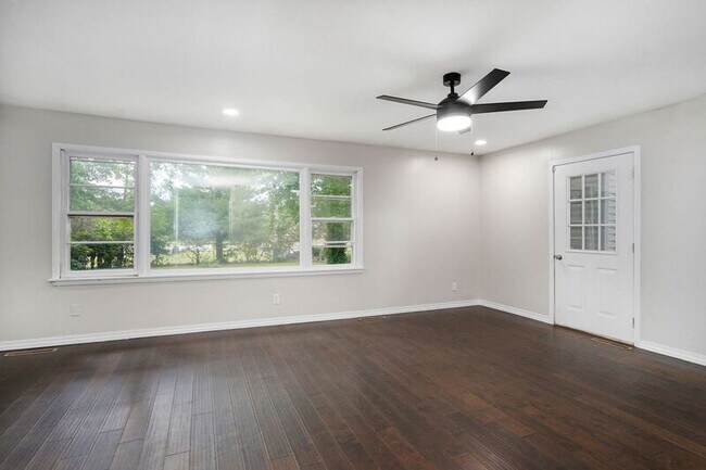 Foto del edificio - 813 E Morningside St