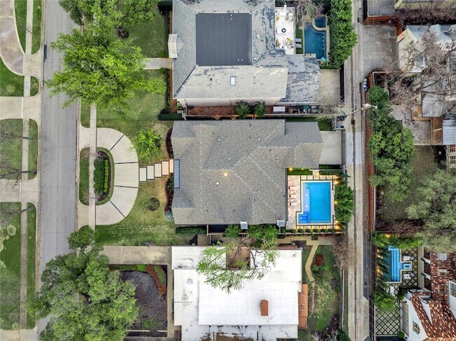 Foto del edificio - 3537 Villanova St