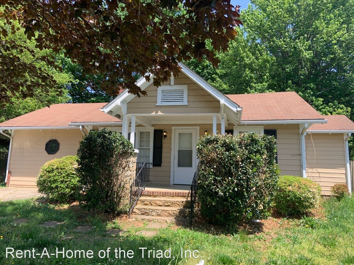 2 br, 1 bath House 3912 N Church Street House Rental in Greensboro, NC