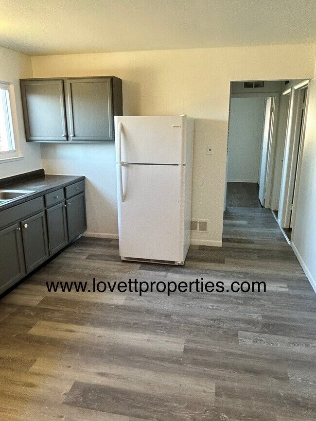 Foto del edificio - 17221 New York St