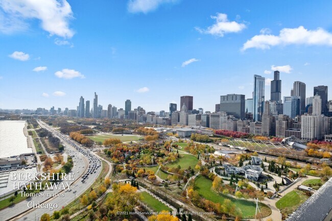 Building Photo - 400 E RANDOLPH Street