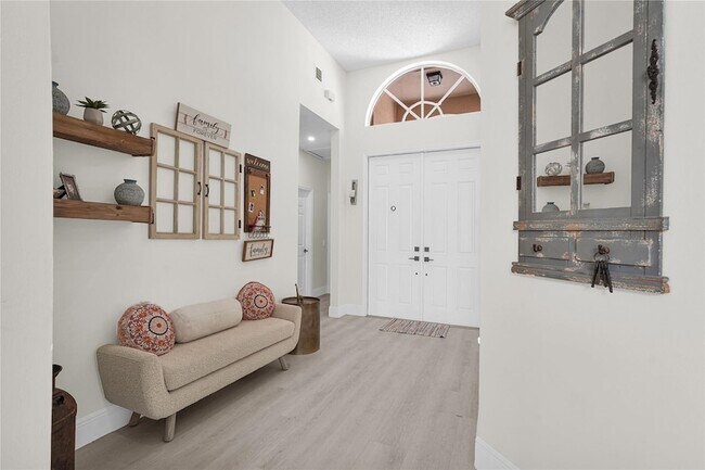 Foto del edificio - 6386 NW 78th Pl