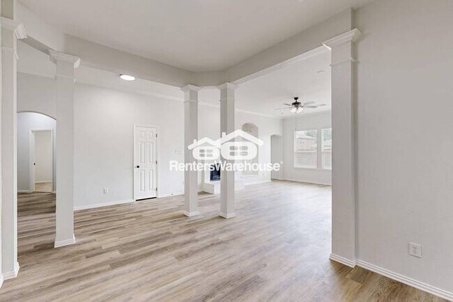 Foto del edificio - MOVE IN READY - 3BED/2BATH - FORNEY TEXAS