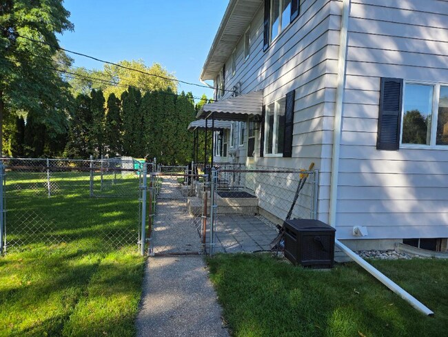 Foto del edificio - 3582 Debra Ln