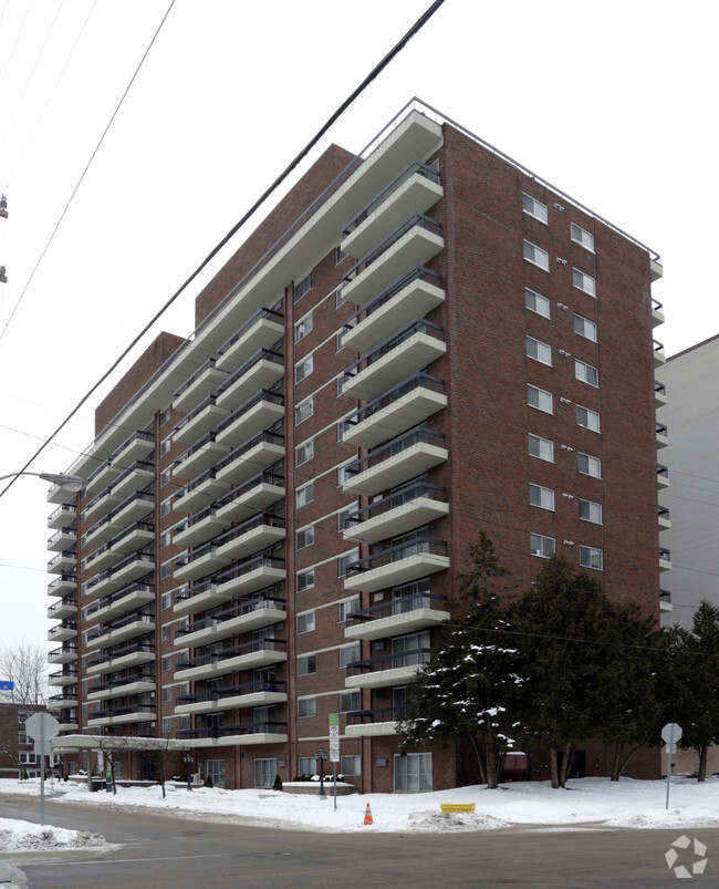 Building Photo - Cartier Square Apartments