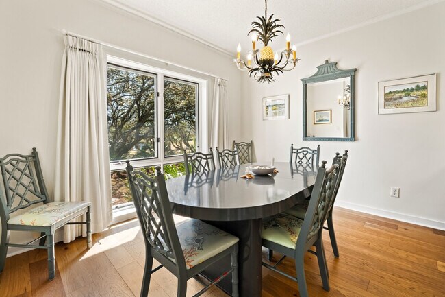 Foto del edificio - 1 Pioneer Loop