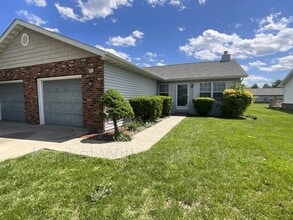 Building Photo - 611 Carol Ann Dr