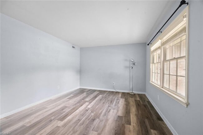 Foto del edificio - 394 Deputy Ln