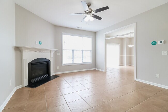 Foto del edificio - 5232 Nautical Ln