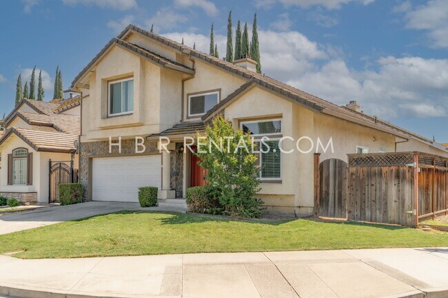 Foto del edificio - Charming Corner Haven: 3BR/2.5BA with Modern Upgrades in Tracy, CA