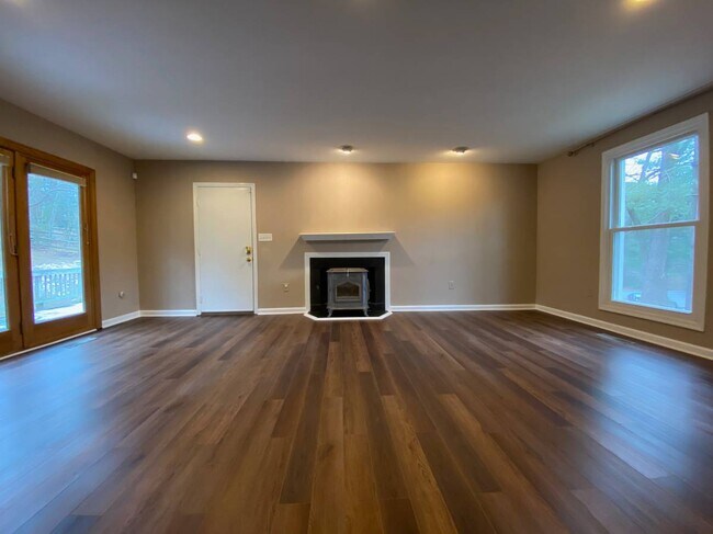 sala de estar - 1815 CRANBERRY LN