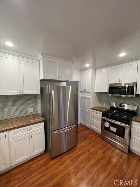 Foto del edificio - 815 E 36th St