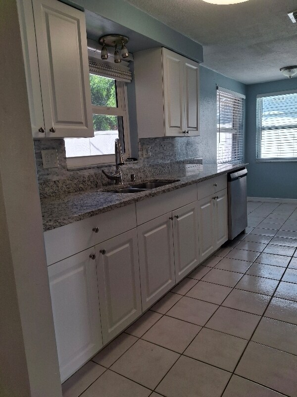 Foto del edificio - 1663 Plum Tree Rd