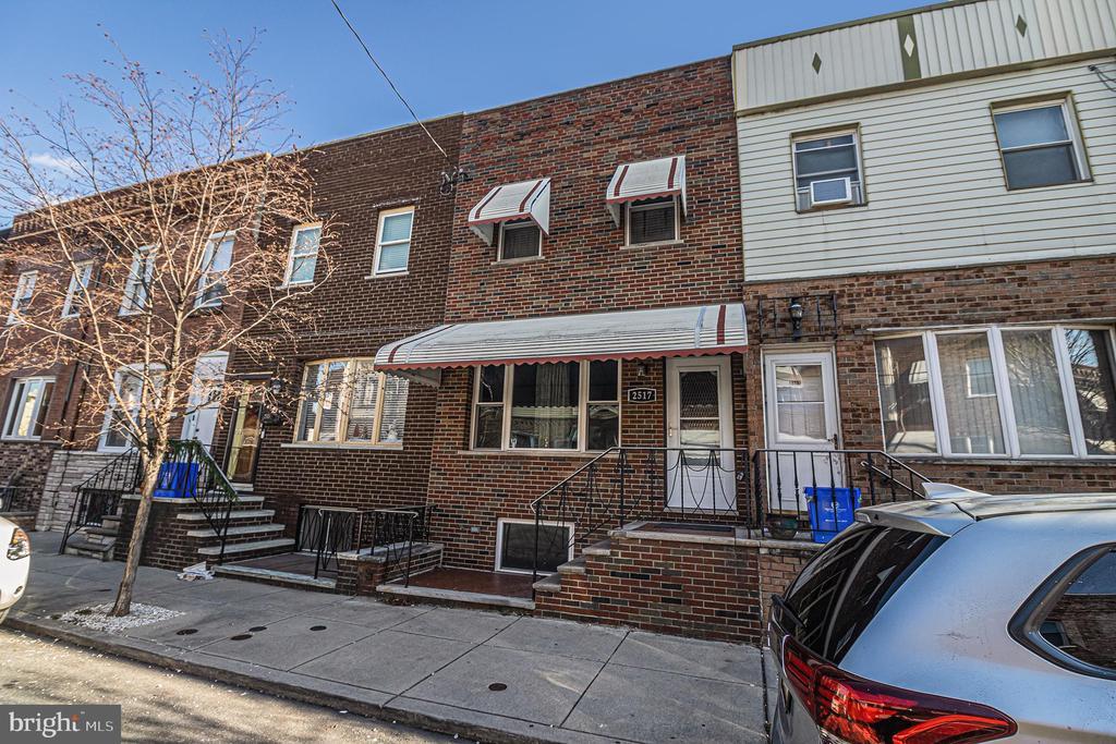 Primary Photo - 2517 S 12th St
