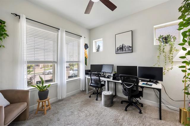 Foto del edificio - 4402 Huntsman Ridge Ln