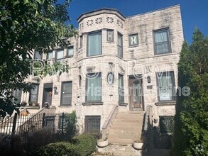 Building Photo - 1114 E 62nd St
