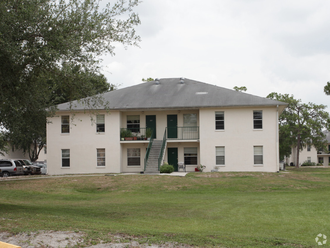 Building Photo - Oak Haven Apartments