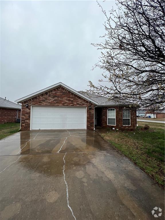 Best Luxury Carriage Square Apartments for Rent Bentonville, AR 1