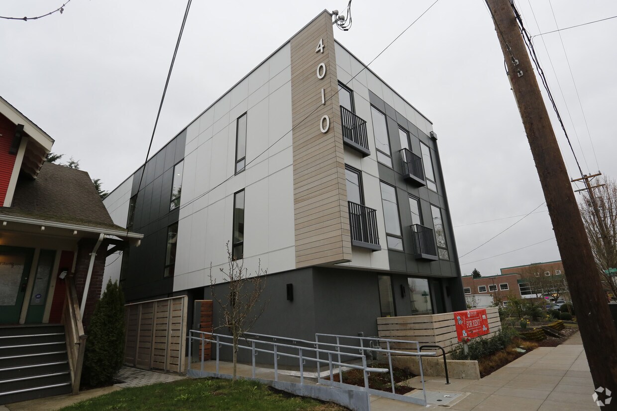 Foto del edificio - 4010 SE Division St
