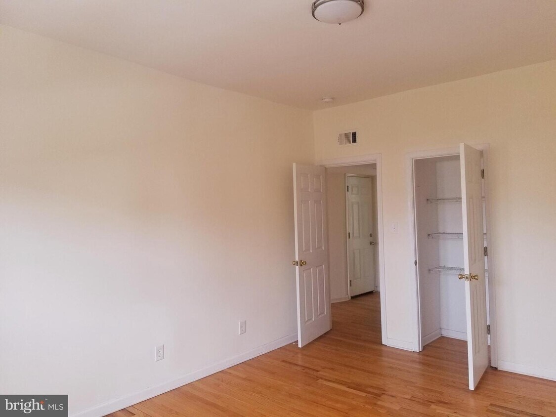 805 Brooks Ln Unit 2, Baltimore, MD 21217 Room for Rent in Baltimore